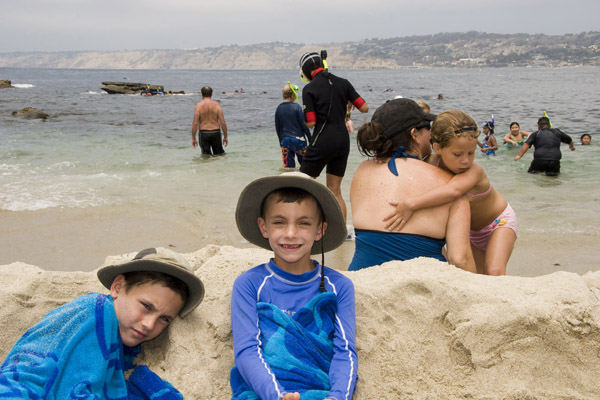 01 people at beach
